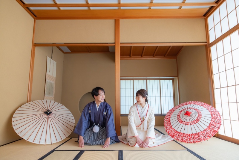 和装で迷っている人必見！　白無垢と色打掛、それぞれの魅力と選び方