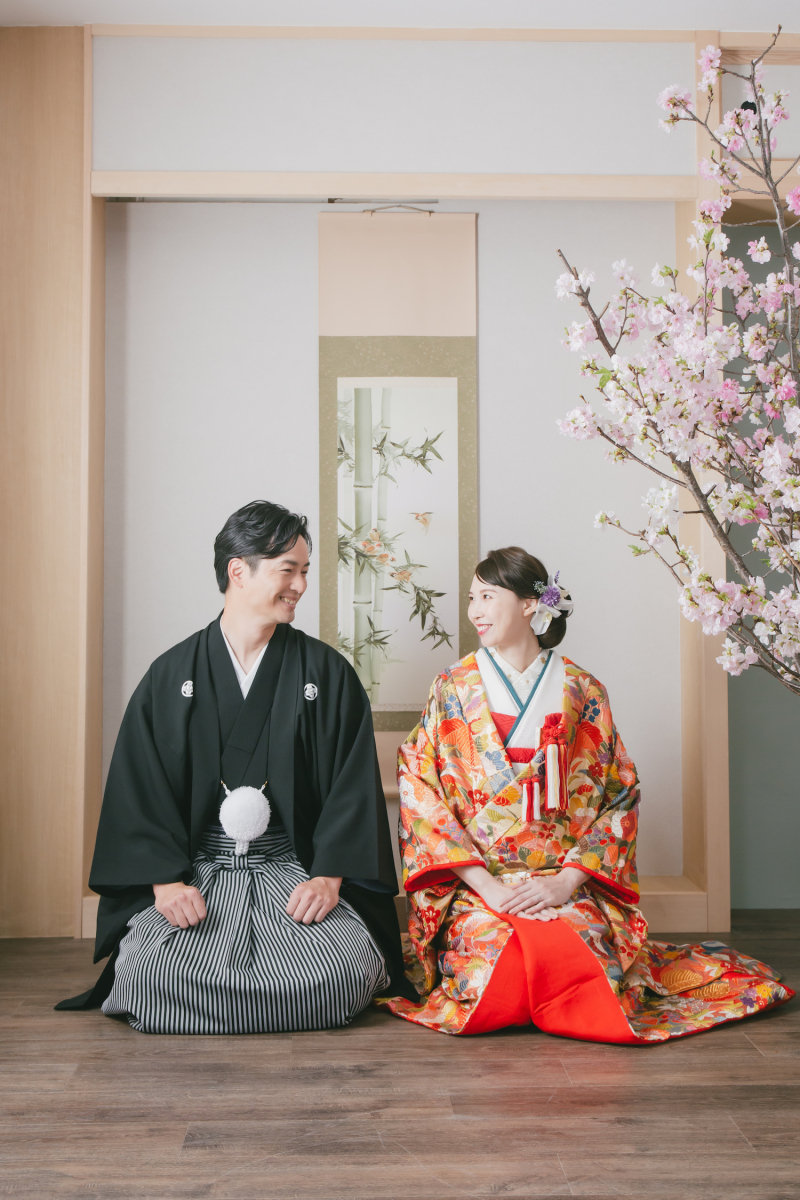 婚礼衣装「色打掛」に込められた意味とは? 柄の由来もチェックしよう