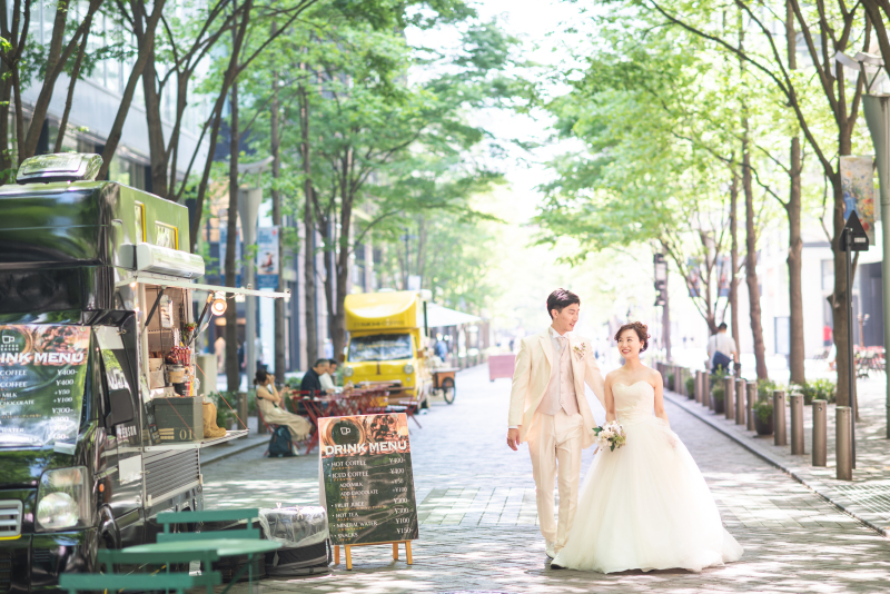 新緑の時期に東京駅フォト♡