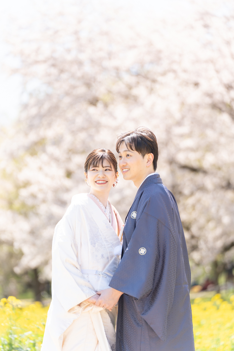 婚約中カップルに! 一生の宝物にしたいふたりの記念写真アイデア