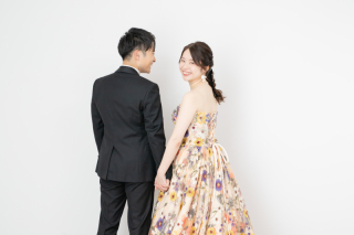 みんなどうしてる？　ウェディング写真のポーズ