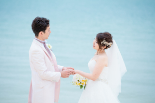 「スタジオ撮影」と「ロケーション撮影」どっちで前撮りする?