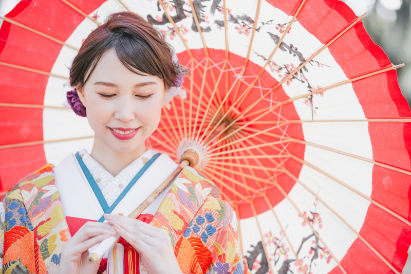 婚礼衣装「色打掛」に込められた意味とは？　柄の由来もチェックしよう