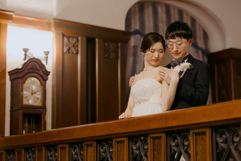 結婚式のフォト前撮りに取り入れたい！「指輪」を使ったポーズ5選