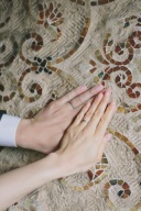 結婚指輪はどうやって選ぶ？　愛着が続く結婚指輪の選び方