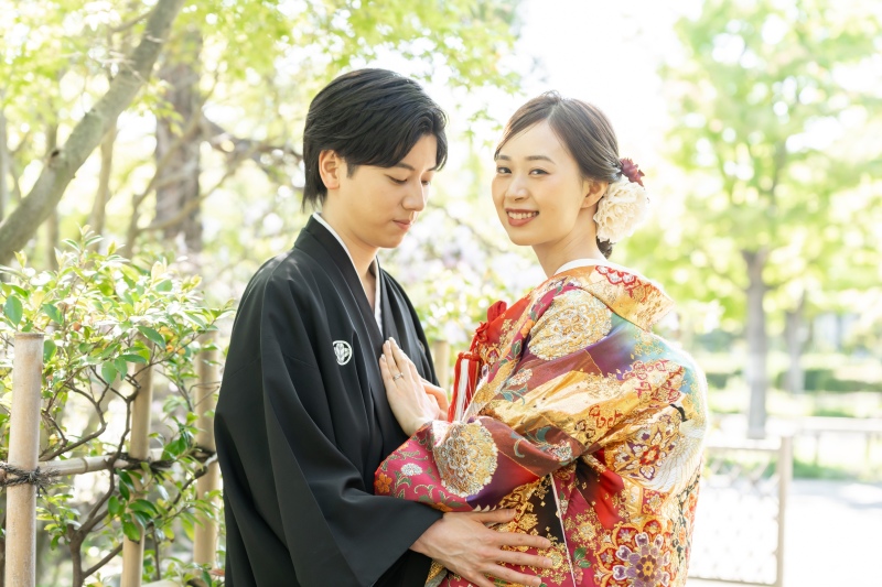 和装姿を美しく見せる！　ウェディング写真撮影時の「姿勢」のポイント