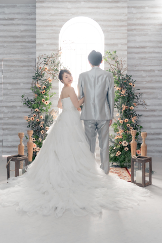 純白のウェディングドレス 起源と意味は?フォトウェディングでこだわりたいポイント