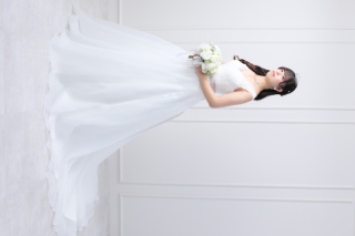 新作ドレスのご案内です♪