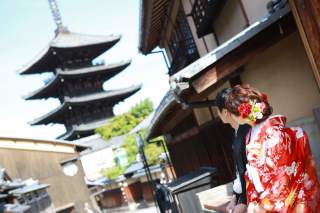 39,800円で人気スポット【八坂の塔】での撮影が叶う！