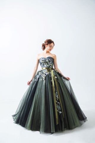 新カラードレス★カーキも入荷