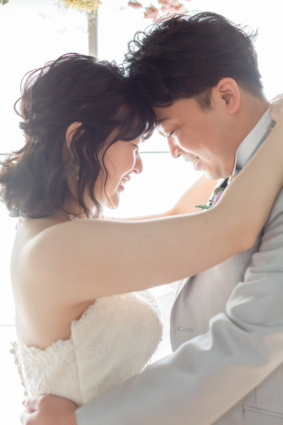 『洋装ロケ』が39,600円！80着のドレスがUP料金なし。横浜一の安さを追求！