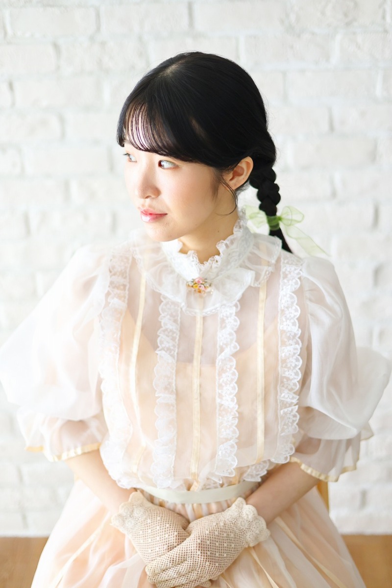 残り3組様!お花×ヴィンテージドレス撮影