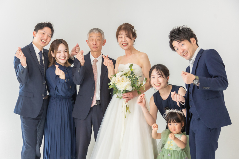 衣装で広がるシニアウェディングの楽しみ