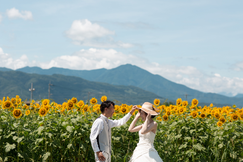 ひまわり畑で残したい撮影ポーズ＆アイテムアイデア