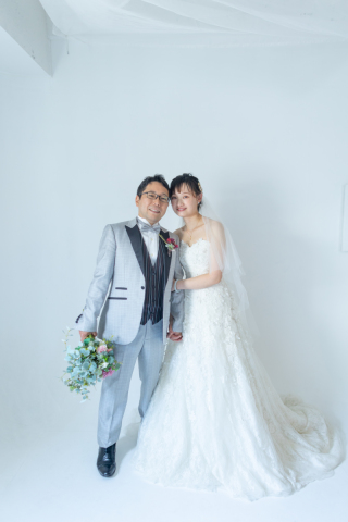 ウェディングドレスに黒髪は合う？《５》