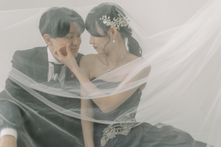 アイテムで叶える、やさしく幻想的なウェディングフォト