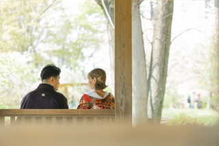 実際のトカゲと一緒にフォトウェディング！爬虫類OKのスタジオを紹介