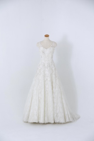 ウェディングドレス紹介!