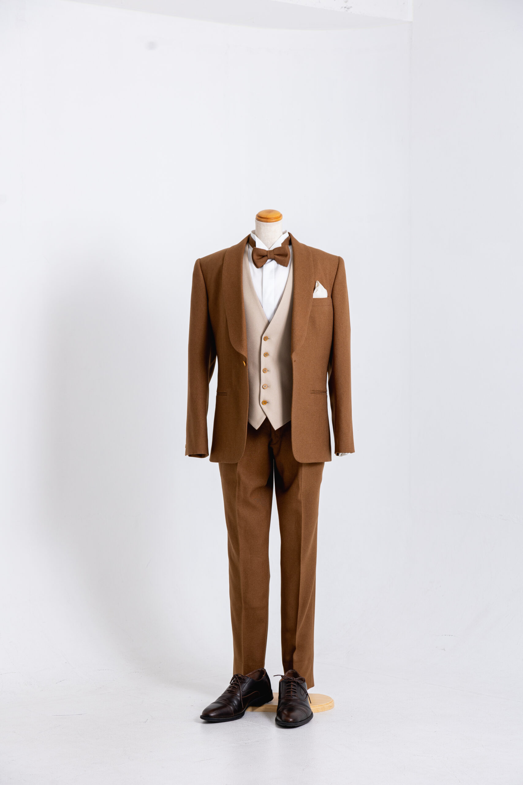 タキシード　ひびの 68cd1a636ed65e6cba158aa6c723e6