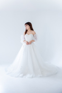 ウェディングドレス紹介