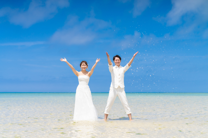 ドレスで沖縄の海へダーーーイブ♡