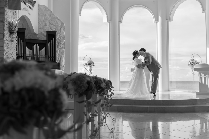 ビーチ&times;チャペル撮影可能です♡沖縄らしいチャペルと沖縄感じる海で大満喫♡