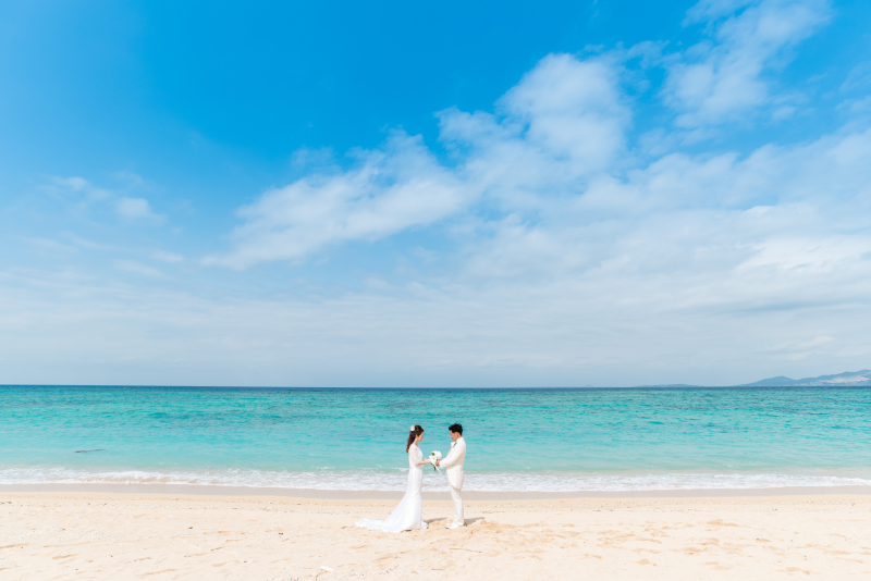 【超おとくな初夏割その①】ビーチ撮影は絶対☆でもチャペルも気になる…という方に！