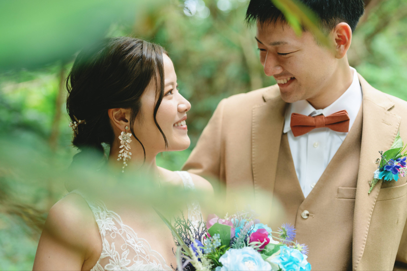 プラン内でご新婦様のアクササリーやブーケも豊富に選べちゃいます！