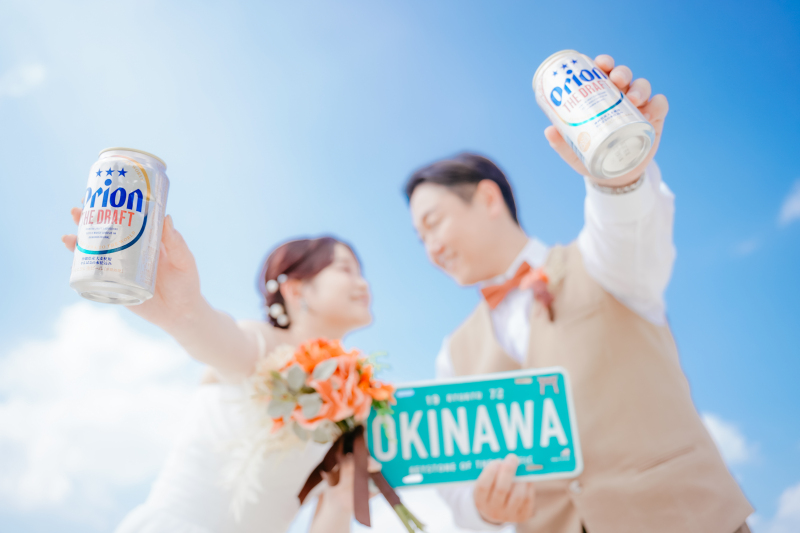 思い出の品物やおふたりらしいアイテムと共に撮影可能です！ ★