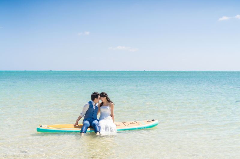 ドレスで沖縄の海へダーーーイブ♡