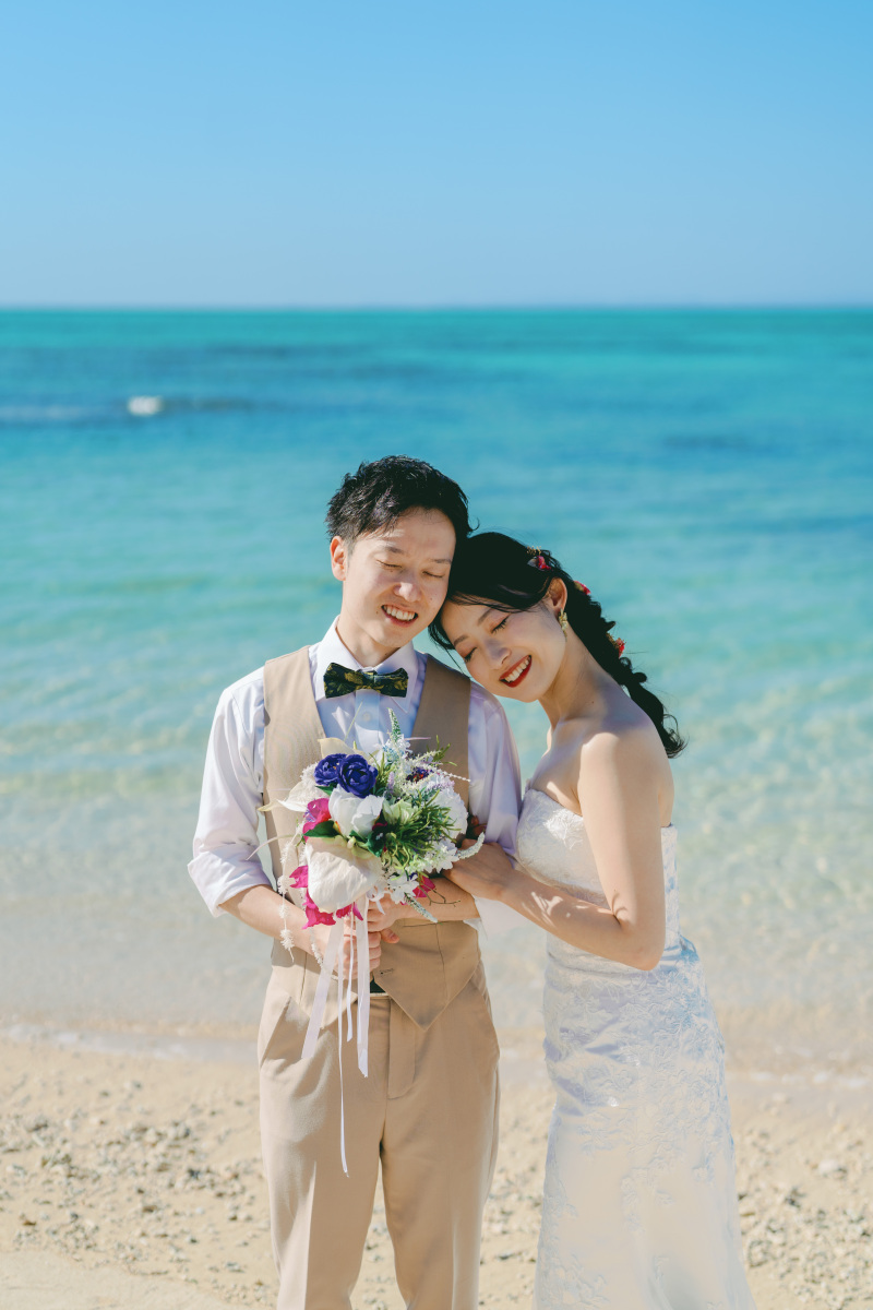 ドレスのまま海へ!ウォーターイン♪