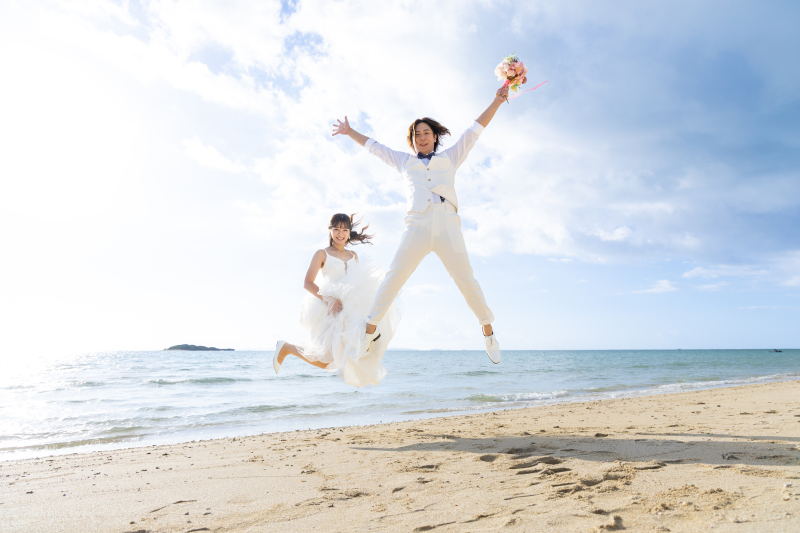 ドレス・タキシードに関しては追加料金なし!新入荷のドレスだって選べちゃいます☆