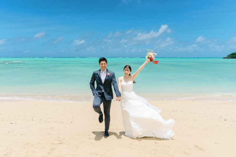 ビーチ&times;チャペル撮影可能です♡沖縄らしいチャペルと沖縄感じる海で大満喫♡
