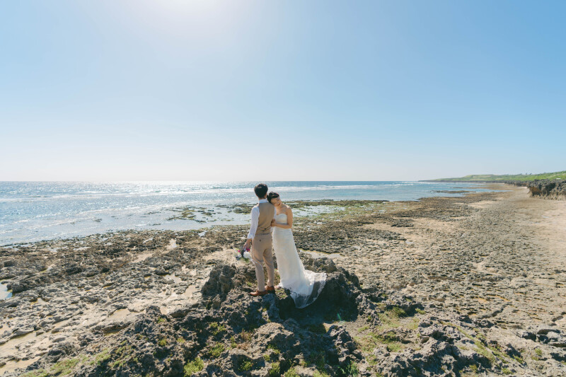 一生に一度の沖縄のウェディングフォトは私たちにお任せください!