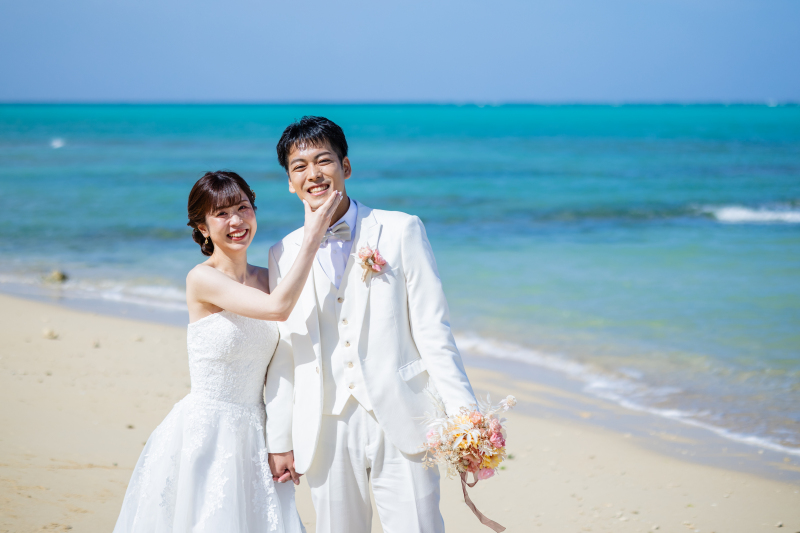 ビーチ撮影単品もいいけれど・・沖縄を感じれるグリーン撮影もとても人気なんです！
