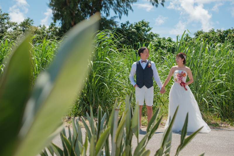 ビーチ撮影単品もいいけれど・・沖縄を感じれるグリーン撮影もとても人気なんです！