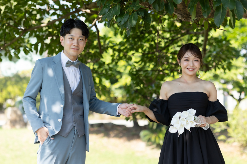 思い出の品物やおふたりらしいアイテムと共に撮影可能です！ ★