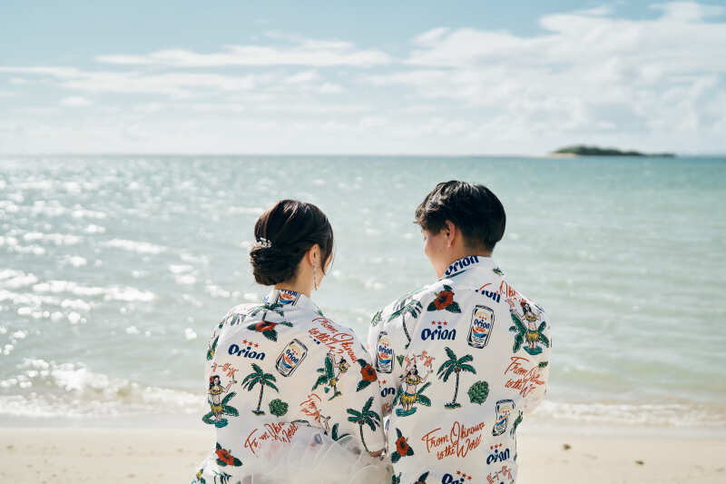 主役はお二人!!ドレスと同じくらいタキシードも豊富な種類ご用意しております!⭐︎