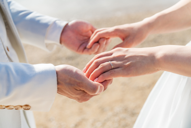 沖縄ならではの・・綺麗な海が見えるチャペル撮影プランもあります！！☆