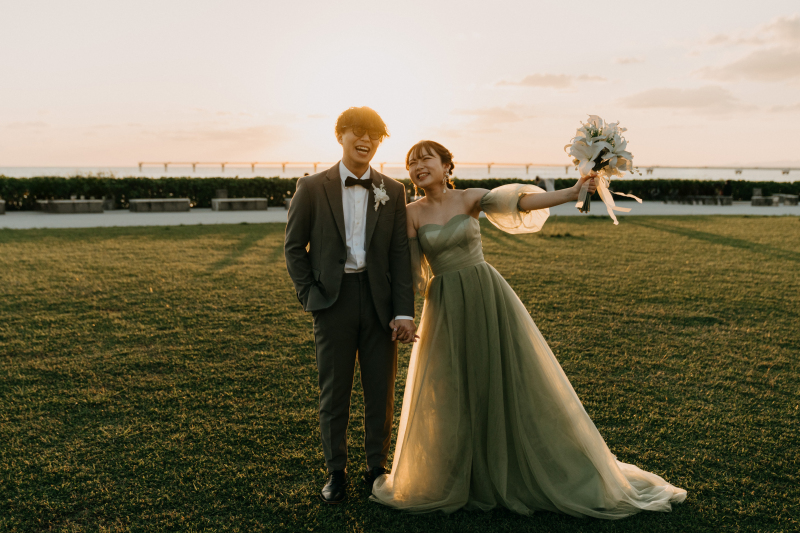 一度の撮影で白ドレスもカラードレスも着たい♪ドレス追加が可能です！！