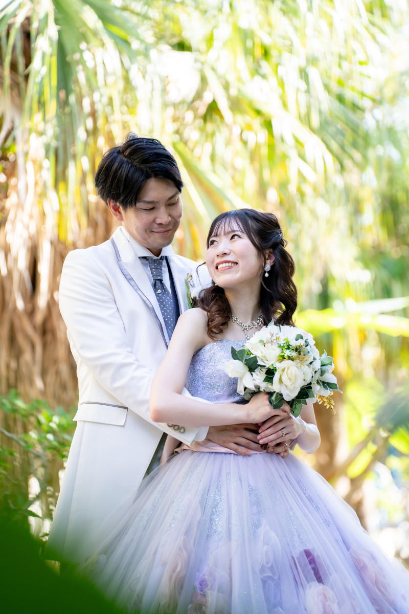 ヤシの木×グリーンで叶える♡南国感たっぷりの沖縄フォトウェディング♪