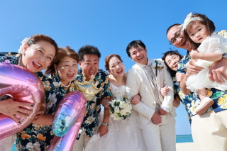 当館人気オプション☆彡絆を深めて思い出を共有！大切なご家族やご友人も撮影に参加★