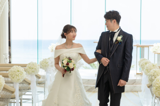 本日は、グレードアップのウェディングドレス【 BL258 】をご紹介いたします！