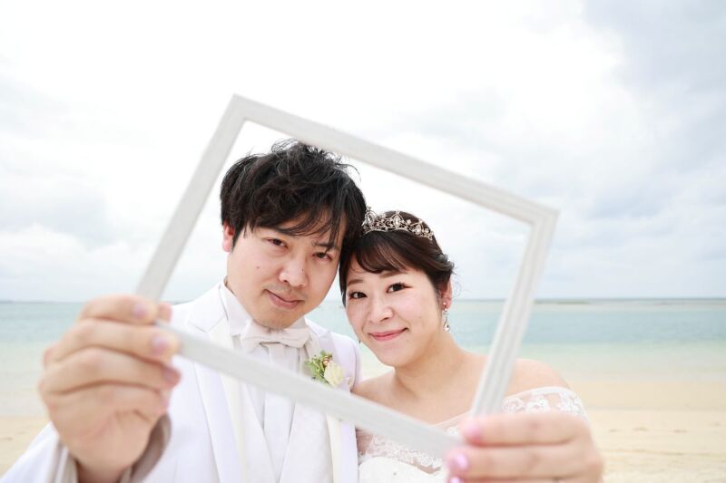ビーチ＆チャペルで過ごす、笑顔が絶えない特別な一日