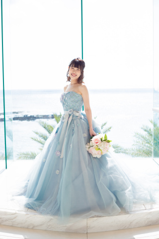 グレードアップのウェディングドレス【 LA02 】をご紹介いたします！