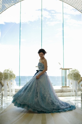 カラードレス何色にする？