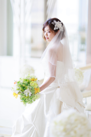 本日は、グレードアップのウェディングドレス【 GA081 】をご紹介いたします！