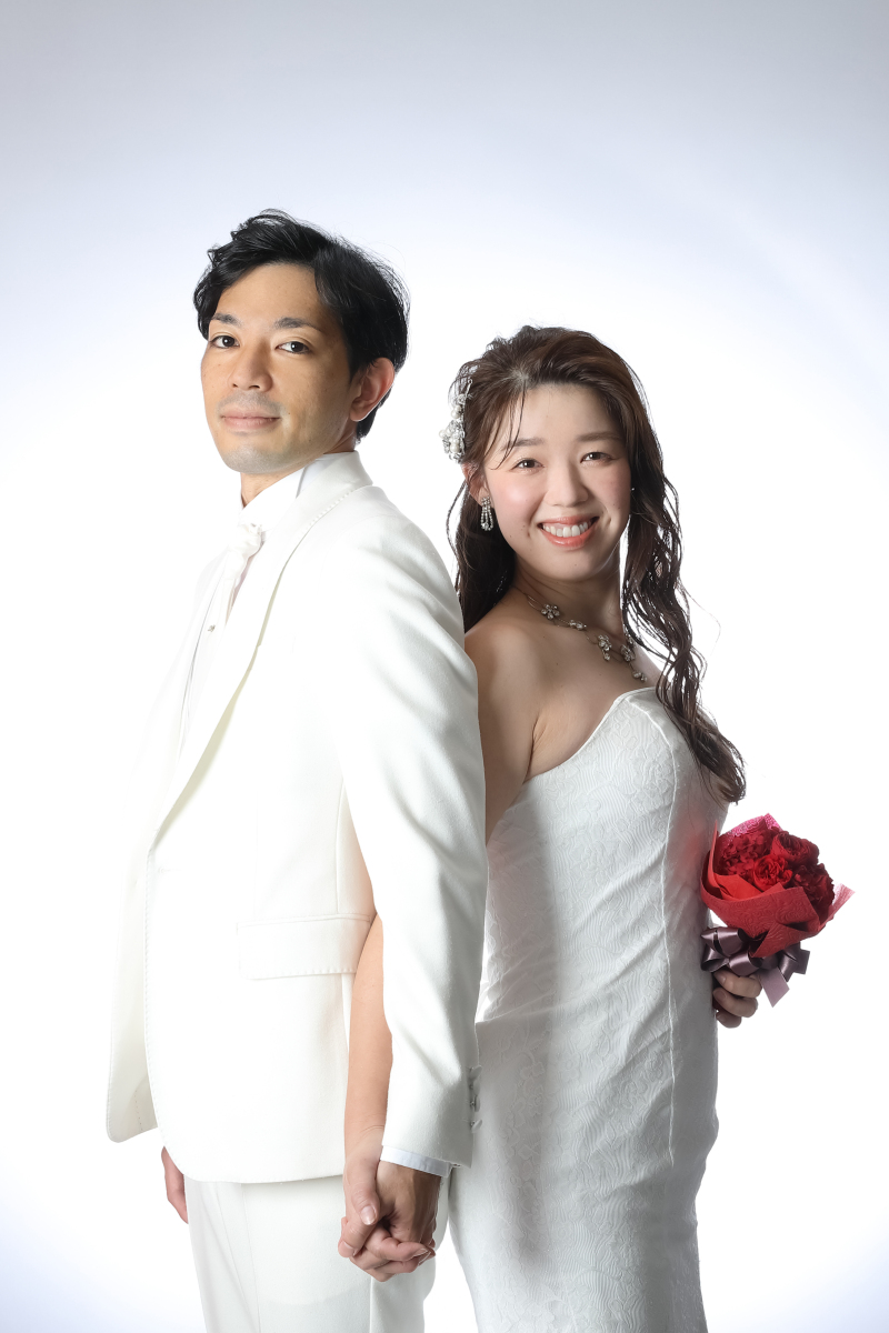 モダンシックなスタジオ撮影はいかがですか?