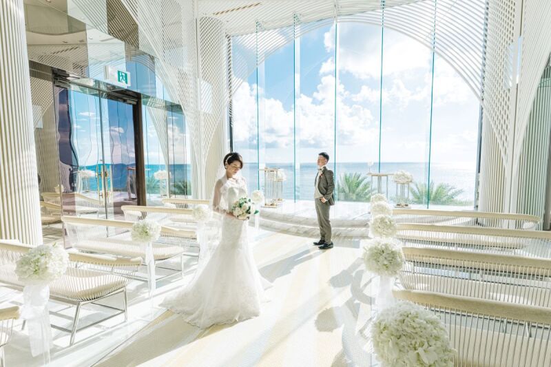 撮影日当日、撮影後は ヴォヤージュ ドゥ ルミエール北谷リゾートで是非お食事を