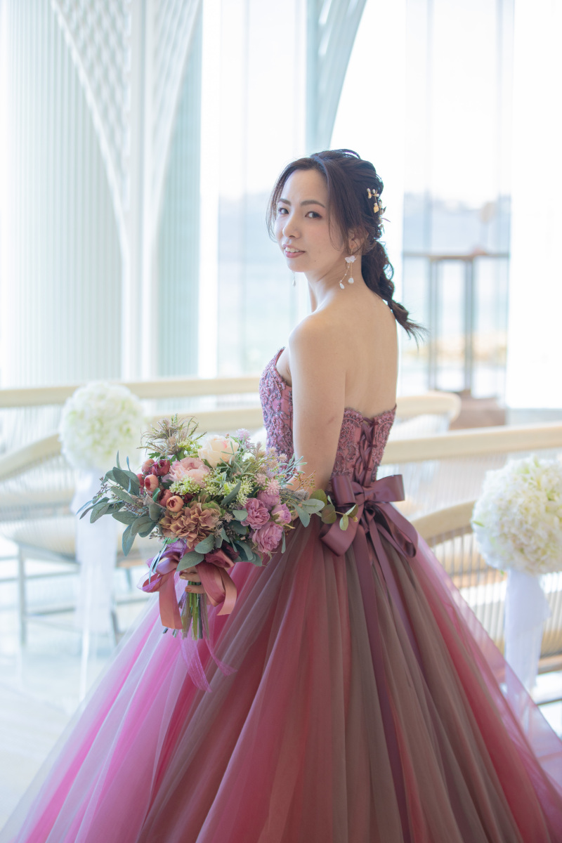 カラードレス何色にする？